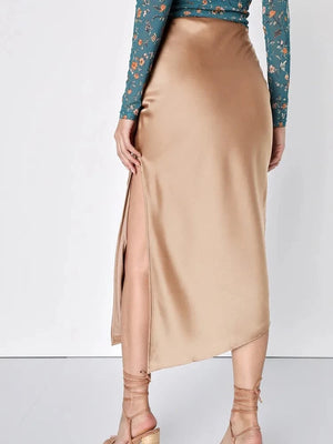 Asymmetrische satijnen rok