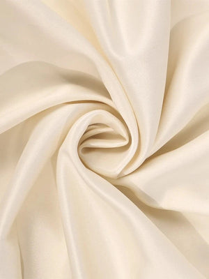 Gedrapeerde satijnen bodycon jurk met cut-out