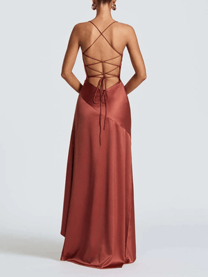 Gedrapeerde satijnen jurk