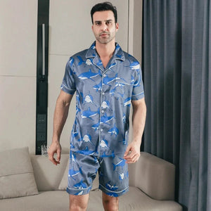 Grijsblauwe satijnen shortama heren met haaienprint