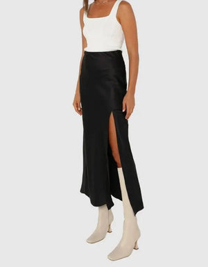Lange satijnen rok met split