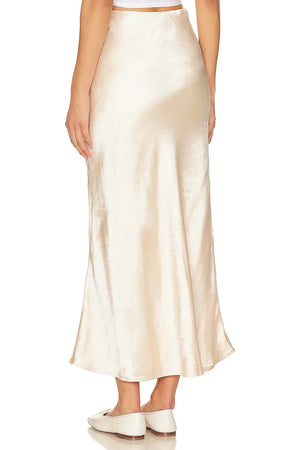 Lange satijnen rok met split