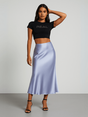 Lichtblauwe satijnen rok