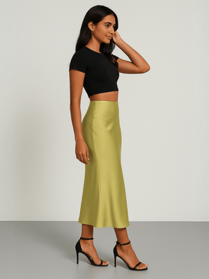 Lichtolijfgroene satijnen rok