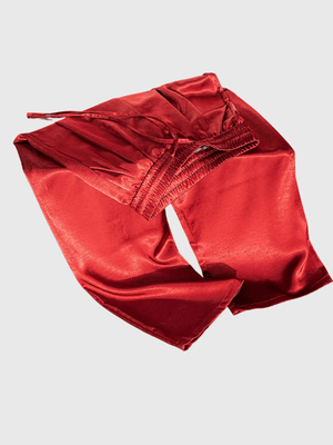 Rode satijnen broek