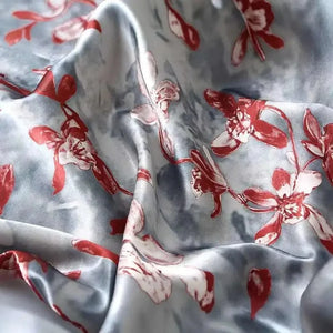 Satijn rok met bloemenprint