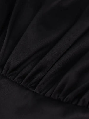 Satijnen cocktailjurkjes