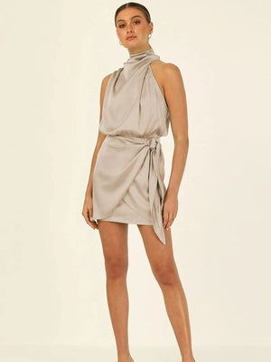 Satijnen jurk mouwloos