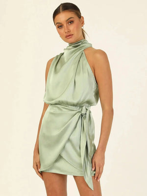 Satijnen jurk mouwloos Licht groen / S