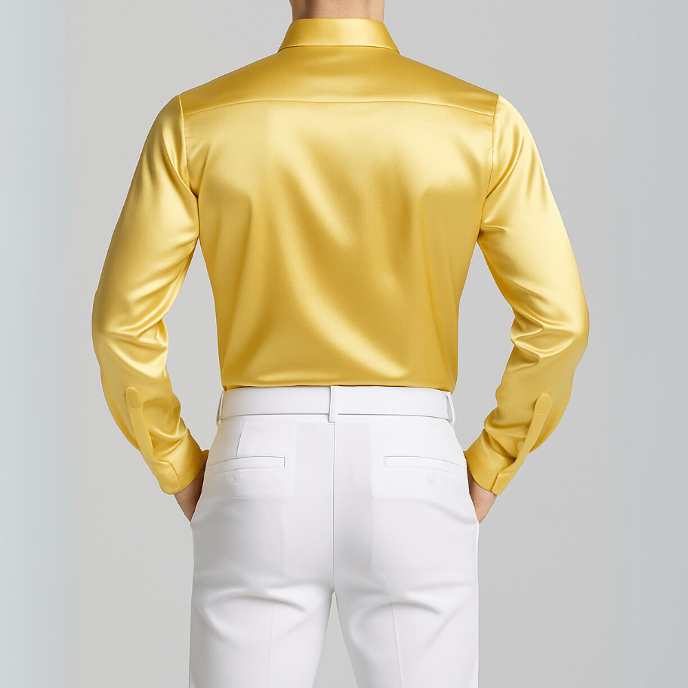 Satijnen overhemd met laser-cut paillettenoverlay