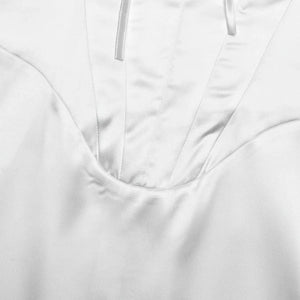 Satijnen trouwjurk met mouwen