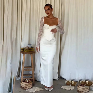 Satijnen trouwjurk met mouwen