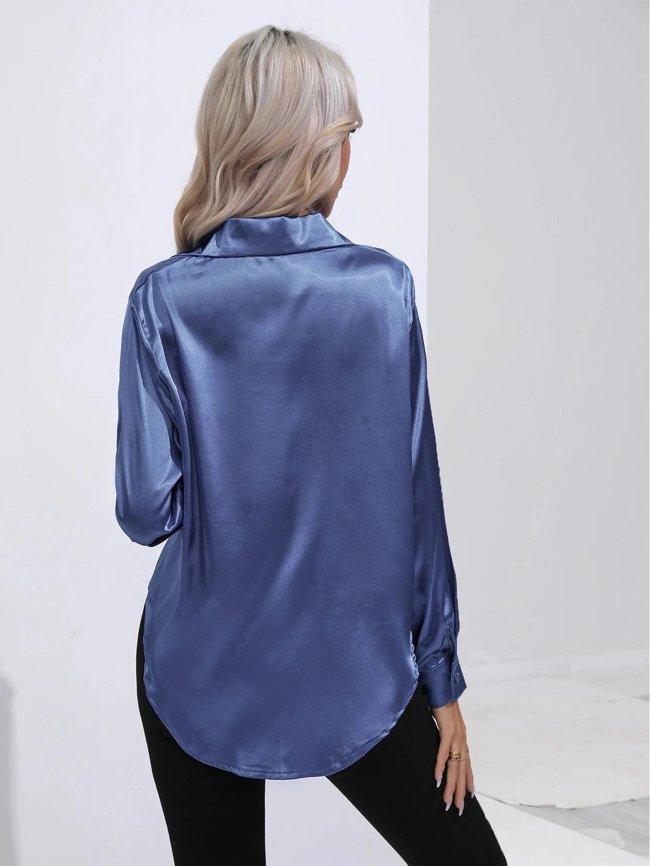 Steelblauw satijnen blouse