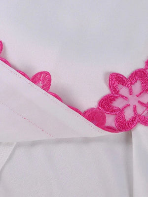 Wit satijnen halter jurkje met bloemen split