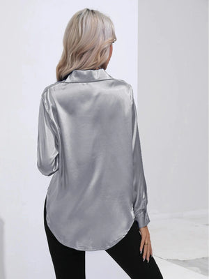 Zilverkleurige satijnen blouse