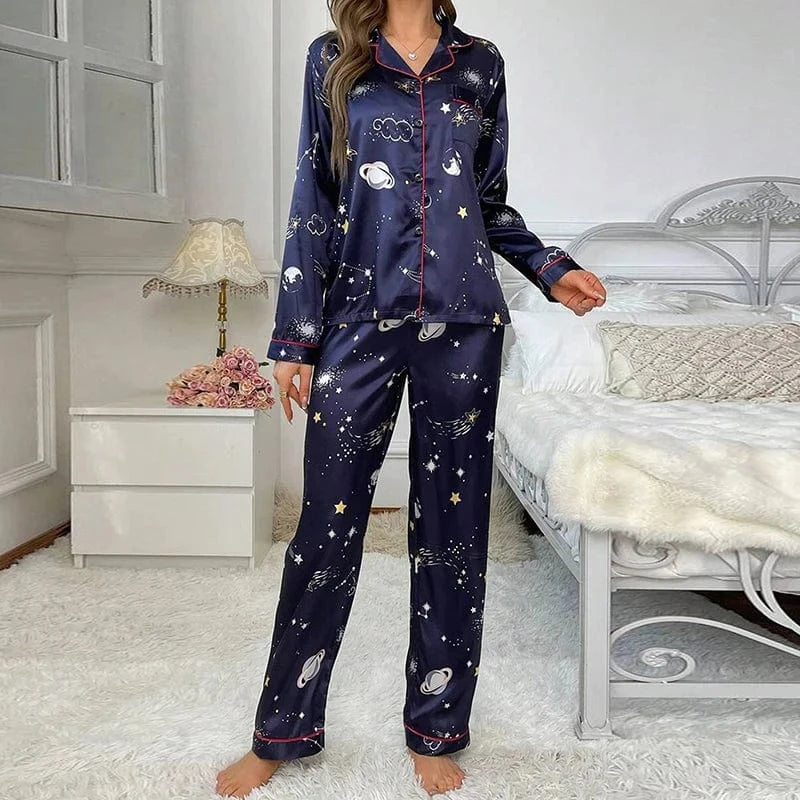 Blauwe satijnen pyjama
