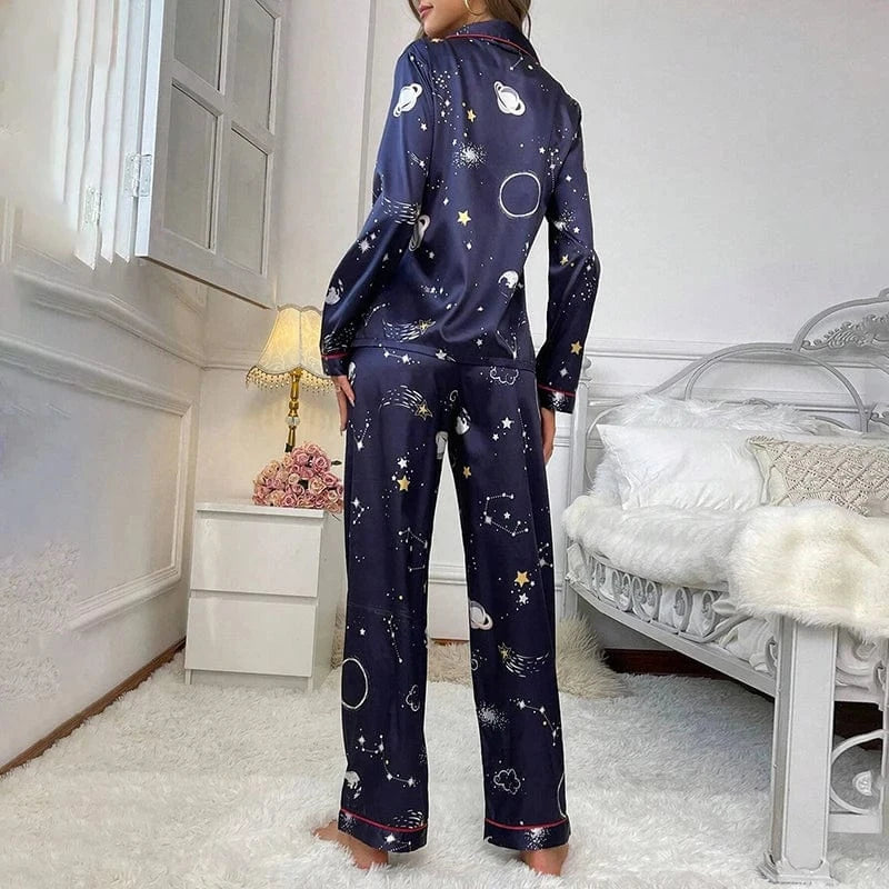 Blauwe satijnen pyjama