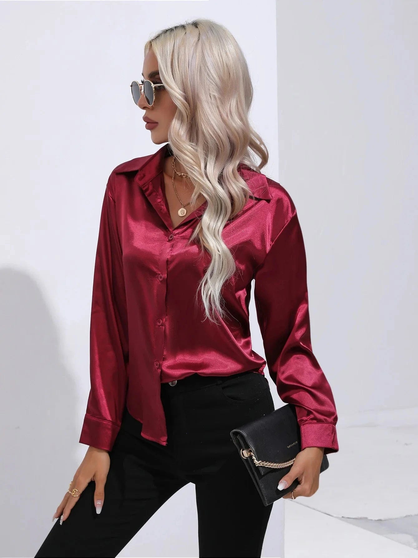 Bordeaux rode satijnen blouse