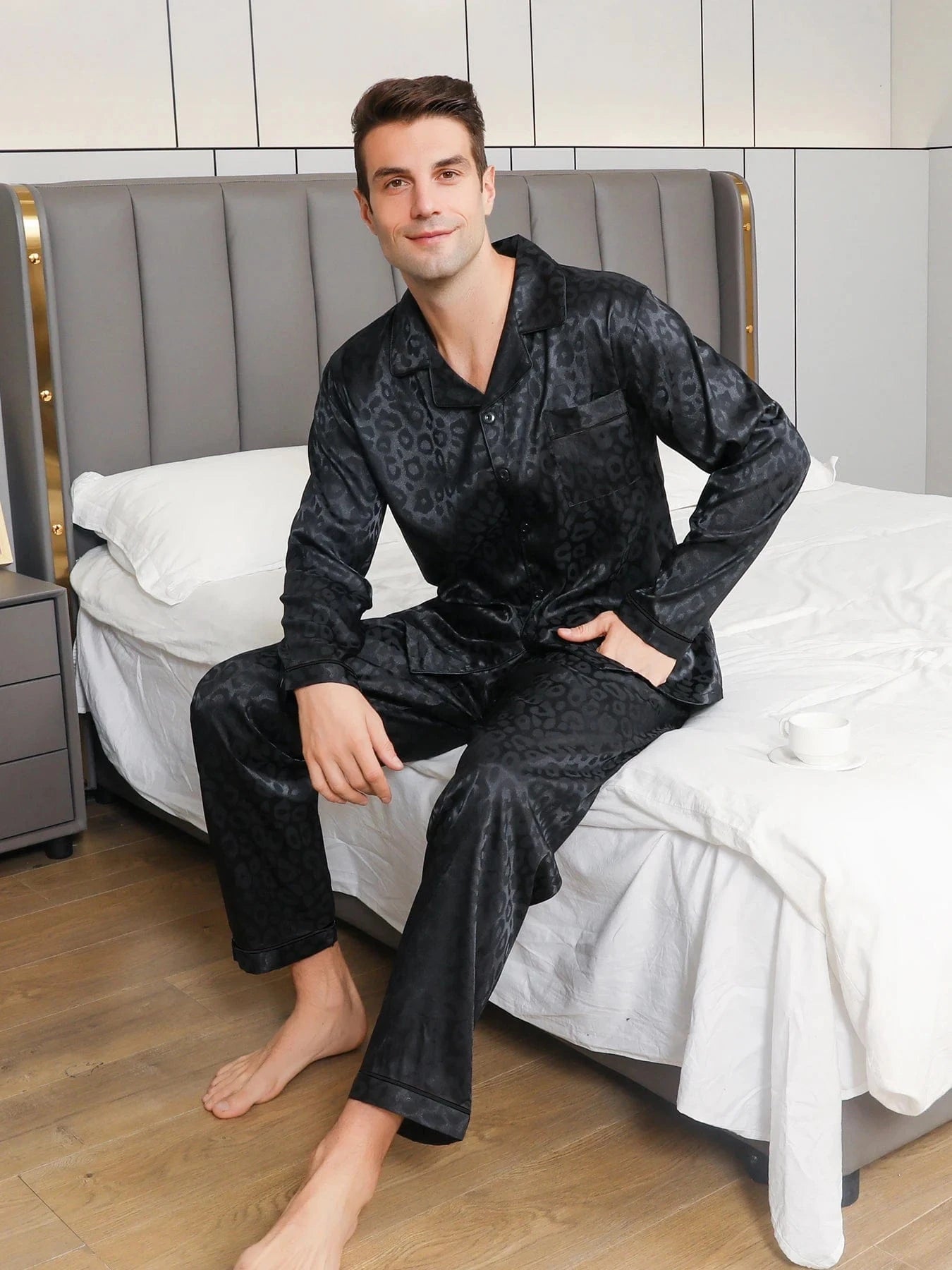 Pyjama zwart luipaard satijn voor heren