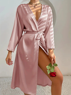Roze satijnen badjas