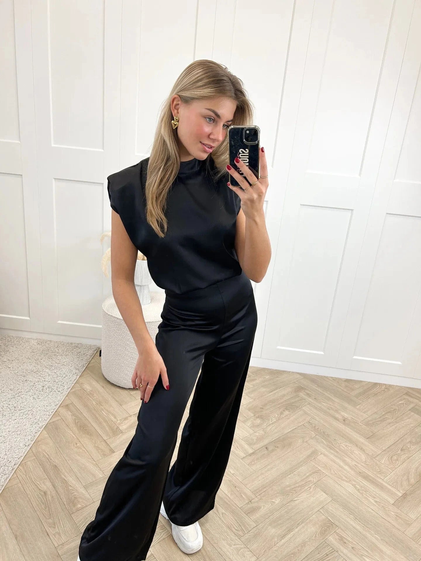 Satijnen jumpsuit open rug