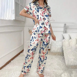 Satijnen pyjama dames met vlinderprint