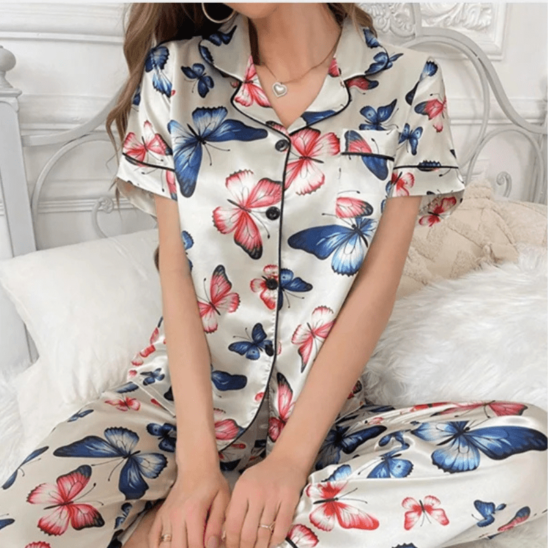 Satijnen pyjama dames met vlinderprint