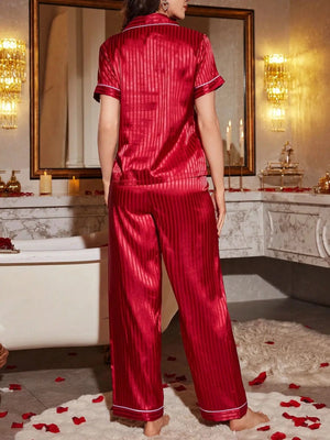 Satijnen pyjama rood