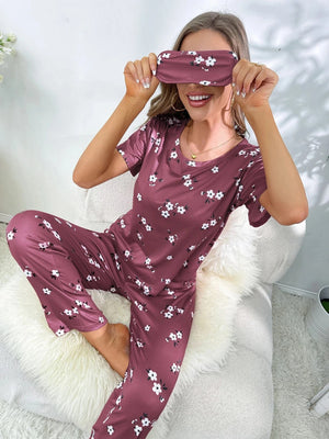 Satijnen pyjama set dames met bloemenprint en slaapmasker