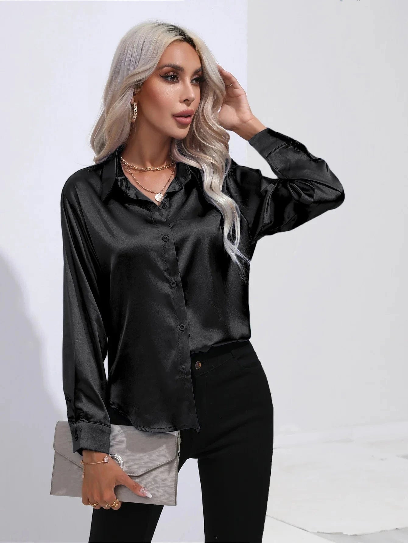 Zwarte satijnen blouse