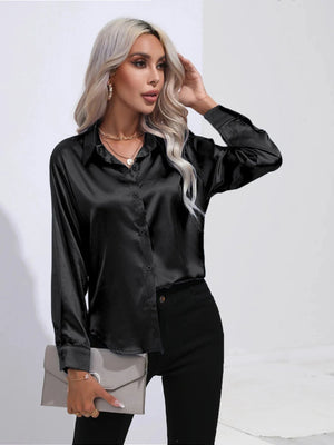 Zwarte satijnen blouse